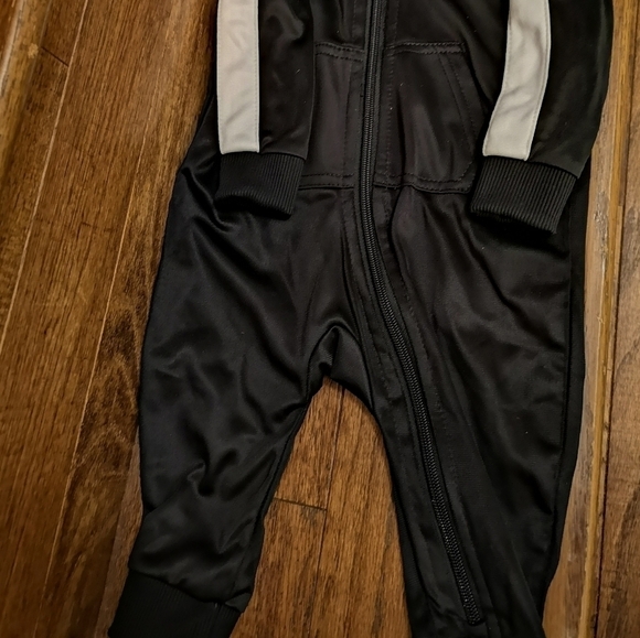 INFANT Puma Onesie size 3-6 months, track suit, onesie, sporty baby - Picture 4 of 4